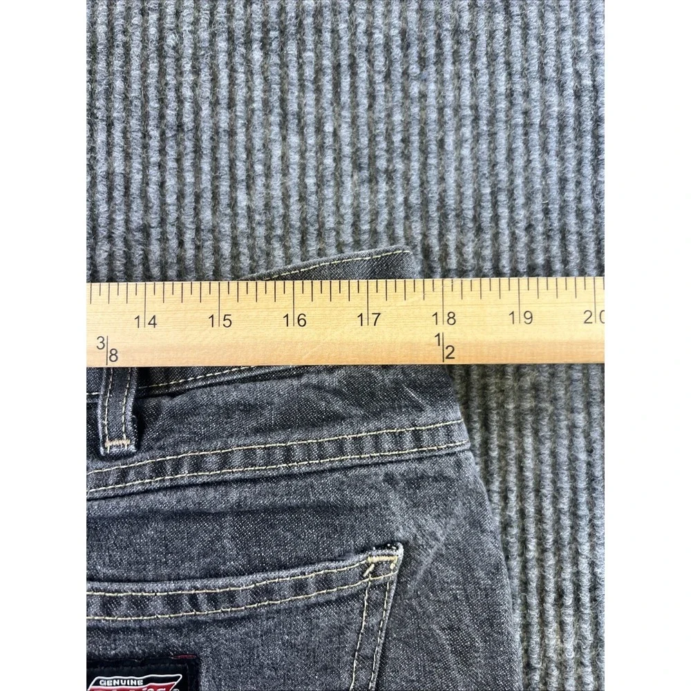 Genuine Dickies Men's Sz 36 Regular Fit 13